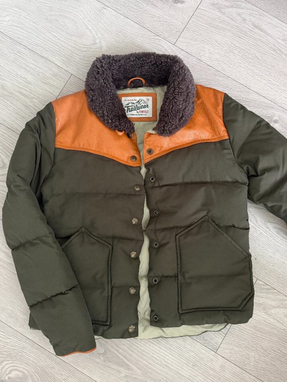 Penfield Trailwear Rockwool Down Puffer Jacket (Olive / Brown)